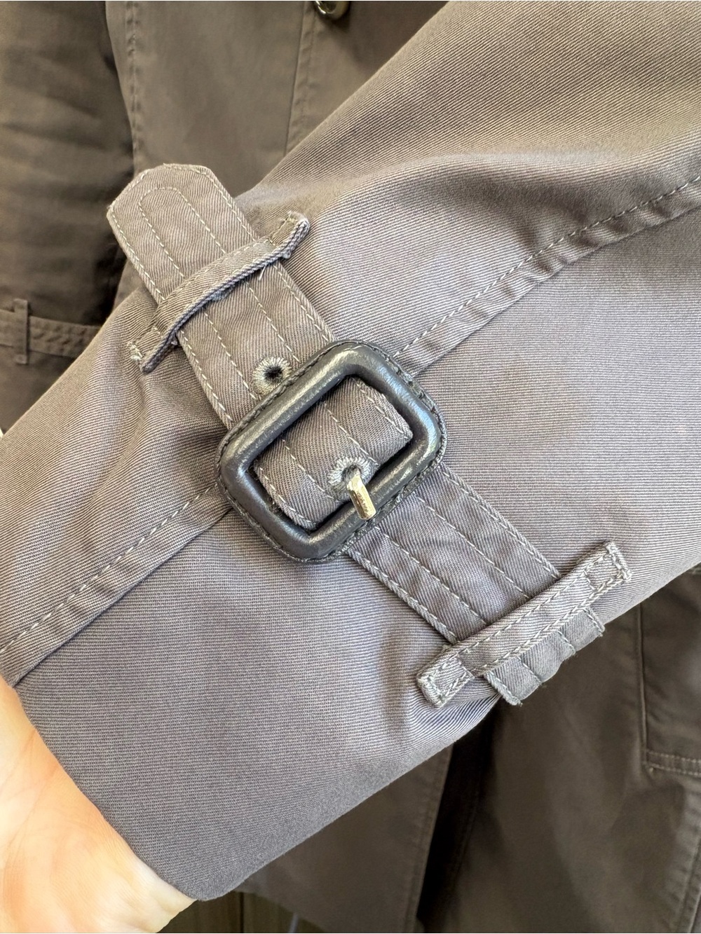 Burberry Double-Breasted Grey Trench Coat with Belt - Picture 6 of 9